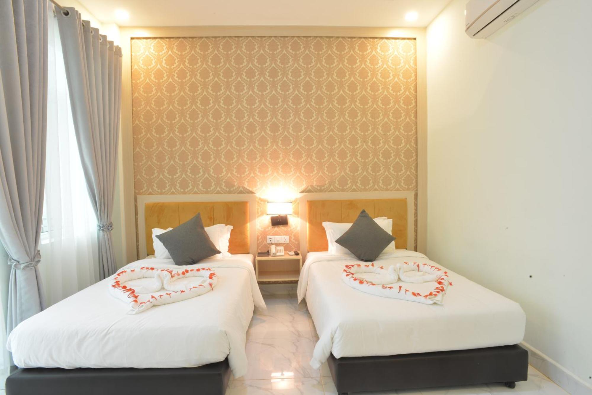 Sangkahak Mith Hotel Kep Esterno foto